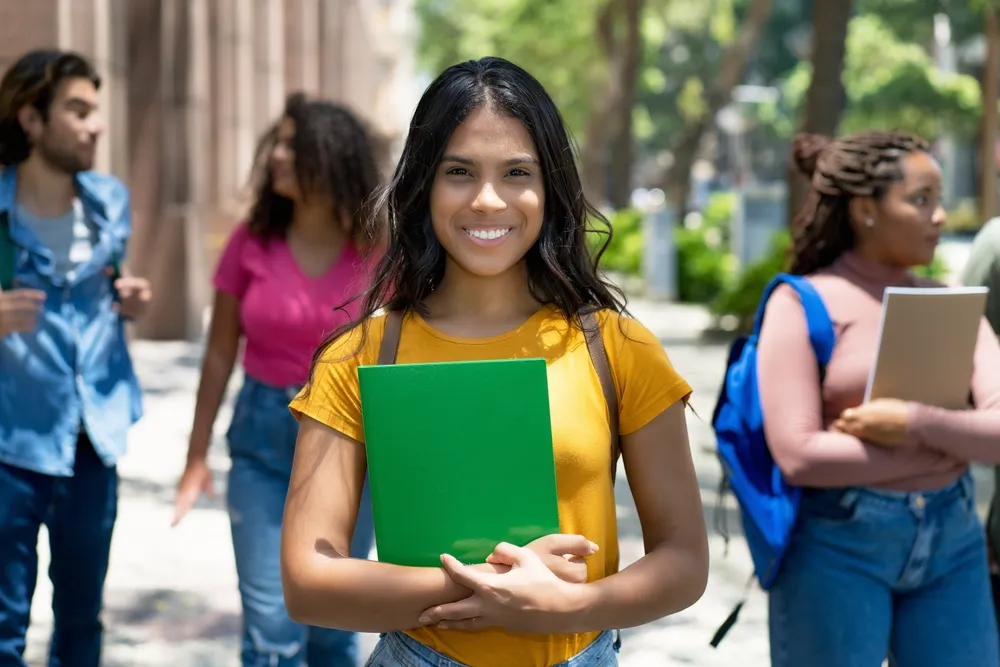 DACA: Recibirán y tramitarán nuevas solicitudes