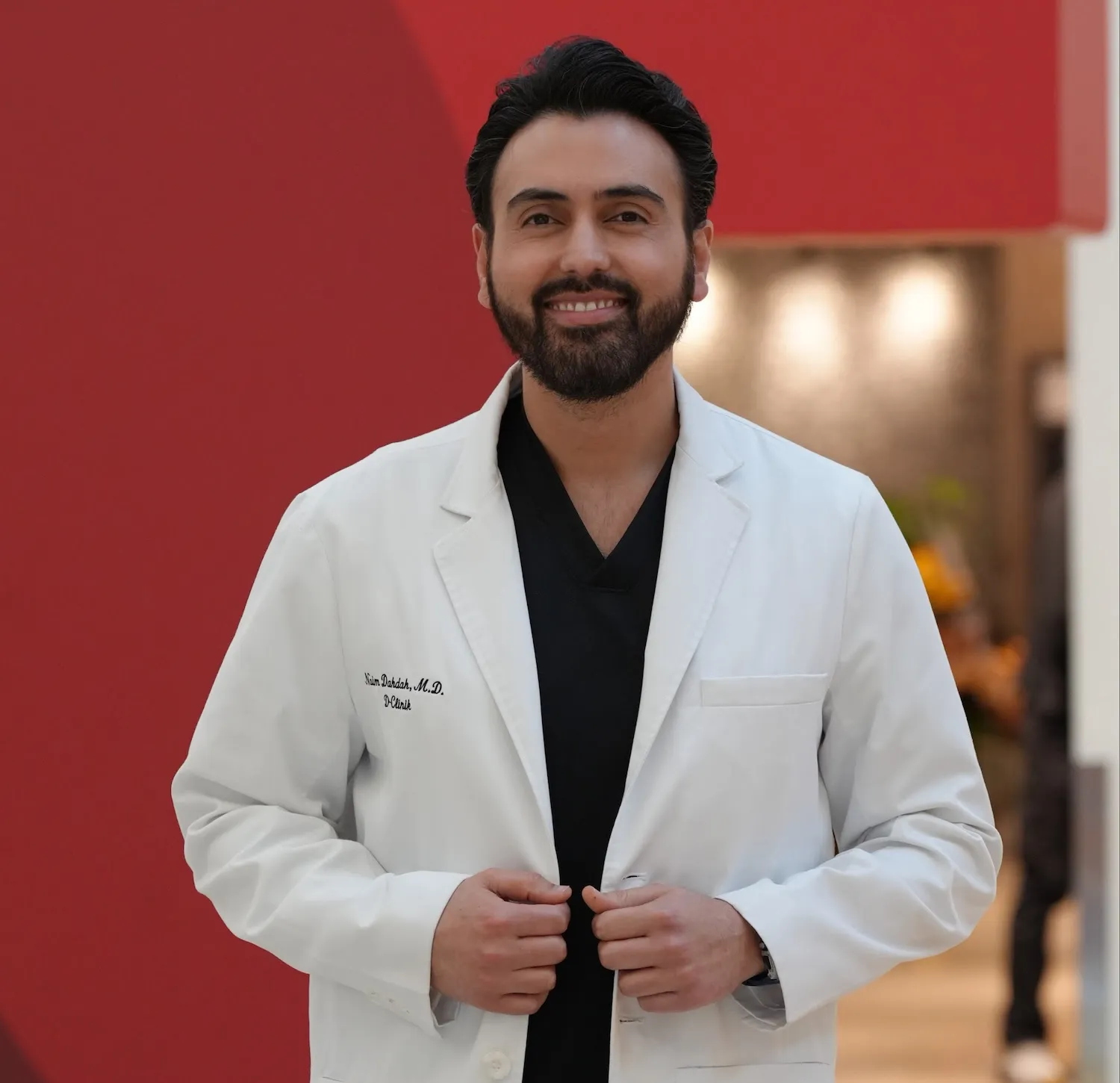 El Dr. Naim Dahdah es médico internista y fundador de D-Clinik. @drnaimdahdah