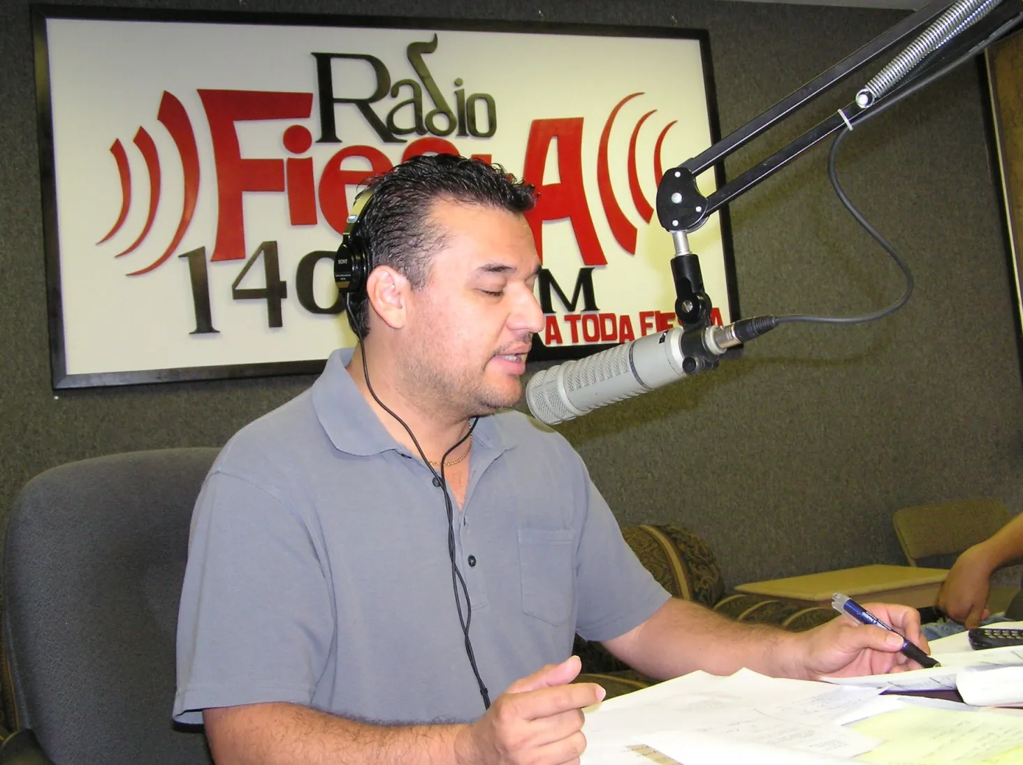 Gabriel Villalobos: Una voz imparable que cambió el ritmo de la radio